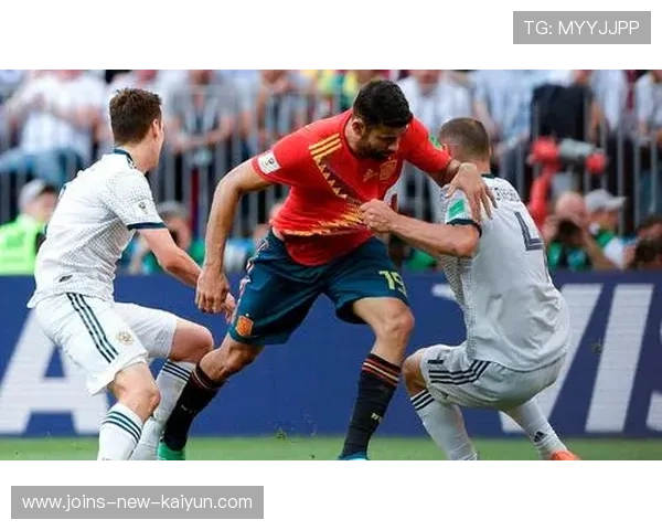 摩纳哥传切结合有序，球队战术执行到位